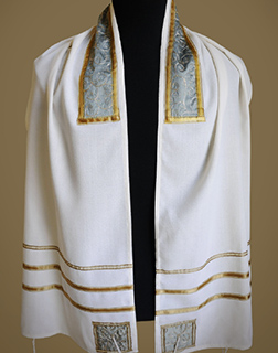 Haute Tallit : Divine Couture by Elise Wolf, Custom Tallit Maker